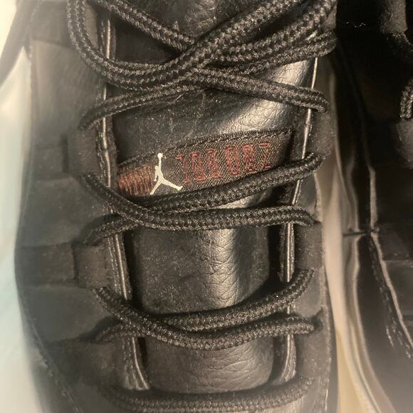 Black Jordan’s Sz 9 main image 4
